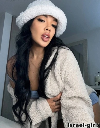 Джулия escort in Тель-Авив, Рамат-Ган