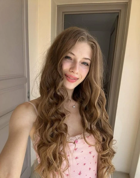 Heidi escort in Givatayim